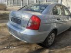 Broasca usa dreapta fata Hyundai Accent 1.5 crdi - 2