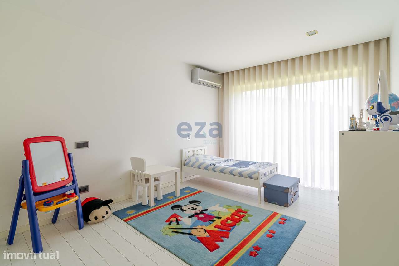 Moradia T5 em Balança, Terras de Bouro.-12