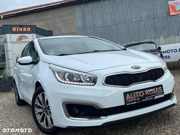 Kia Ceed 1.6 CRDi 136 ISG UEFA EURO 2016 - 2