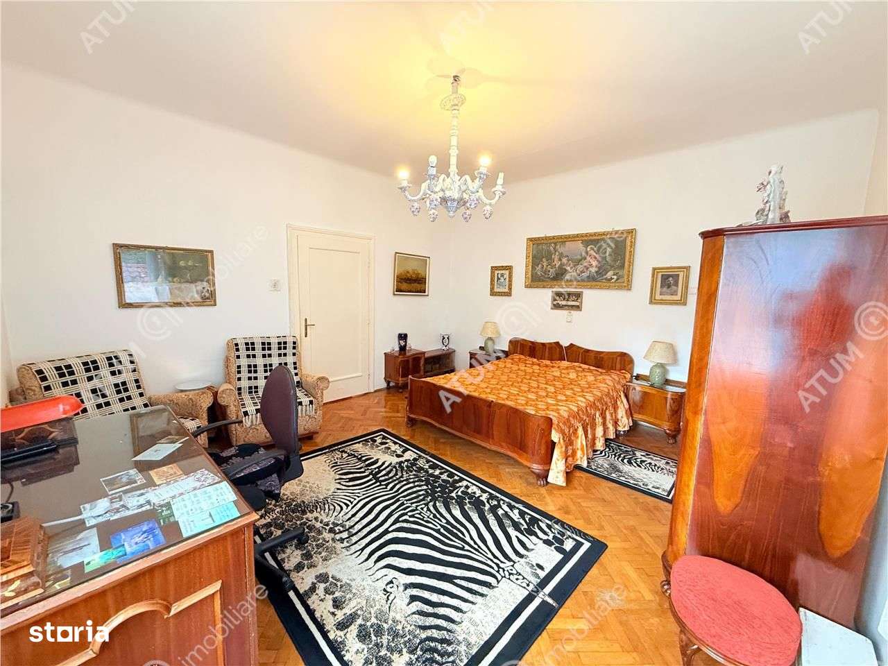 Apartament cu 4 camere la casa cu garaj terasa si curte zona Sub Arini-11