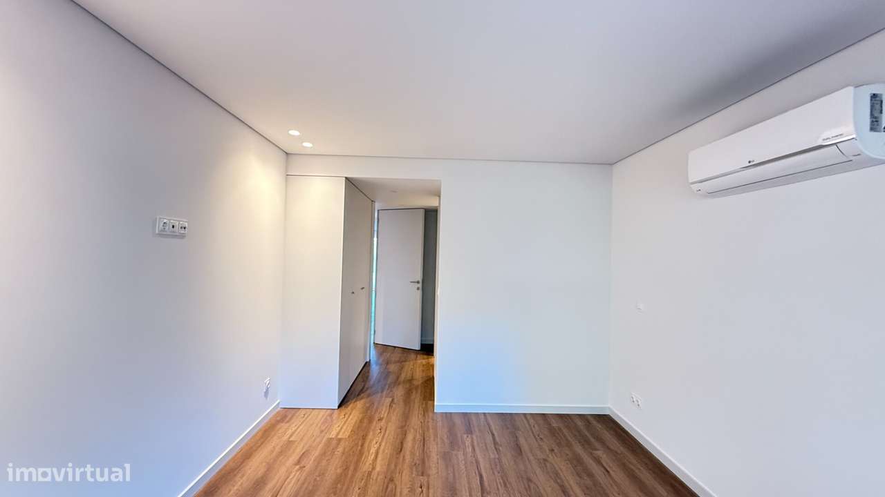 Apartamento T2 - Centro Guimarães-14
