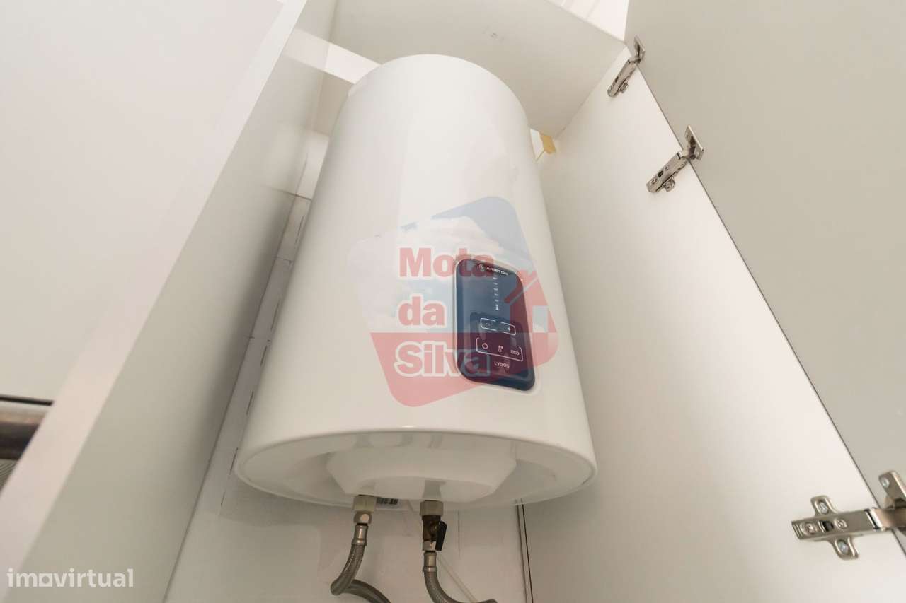 Excelente Apartamento 2 Assoalhadas no Funchalinho-5