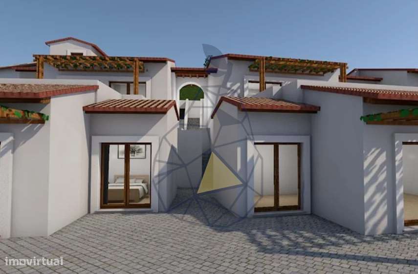 Terreno  com Casa Típica e projeto aprovado ( 2 V2 + 3 V1 ) - Grande imagem: 2/39