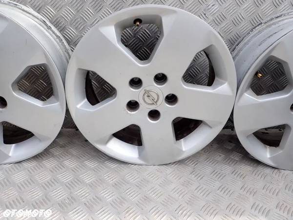 FELGI ALUMINIOWE OPEL ZAFIRA 6,5JX16 ET41 5X110 - 5