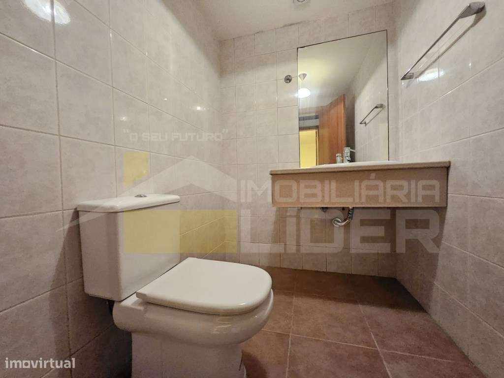 Moradia geminada T3 com piscina, terraço e garagem na Silveira, Tor...-29