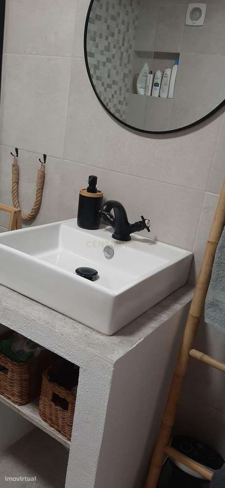 Oportunidade no coração do Alentejo! Moradia térrea T4 em Safara! Uma-27