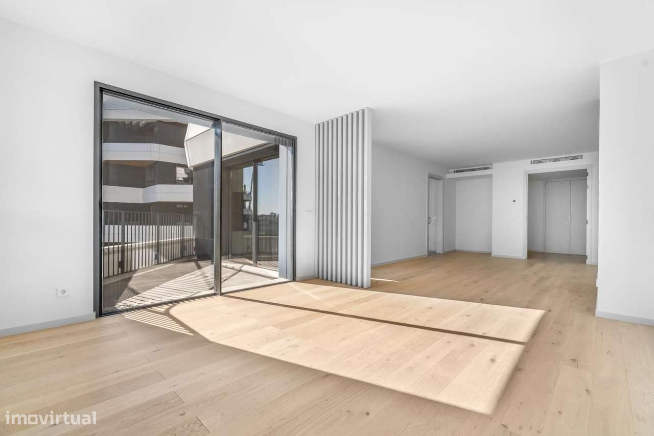 Apartamento T4 com piscina, Parque das Nações, Lisboa-9