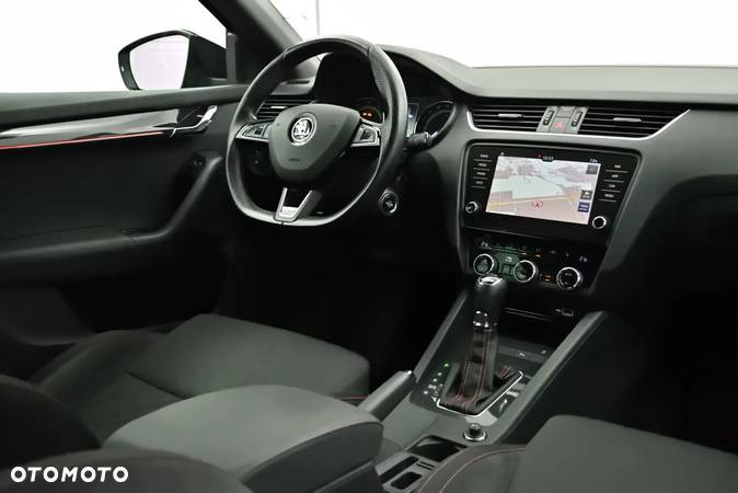 Skoda Octavia 2.0 TSI RS 230 DSG - 16