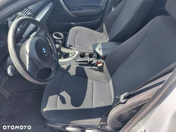 BMW Seria 1 118i - 2