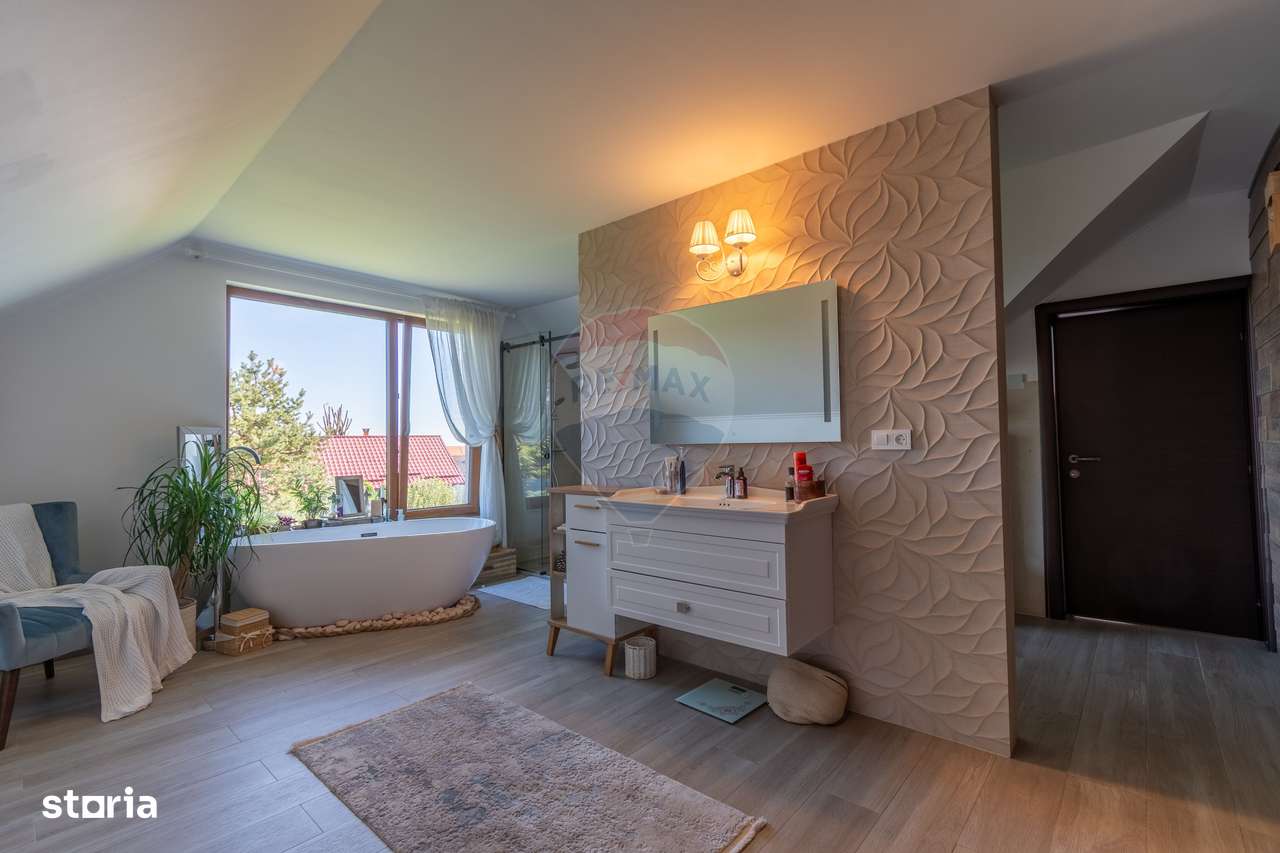 Proprietate exclusivista de vanzare: 2 case | 9 camere | 2000 mp teren-13