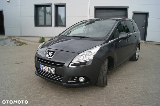 Peugeot 5008 1.6 HDi Premium - 1