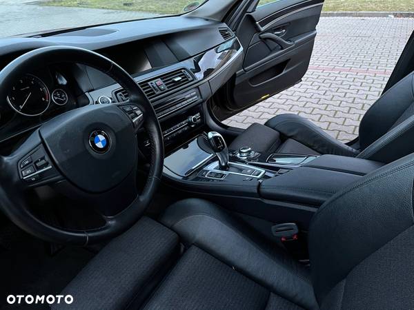 BMW Seria 5 520d - 15