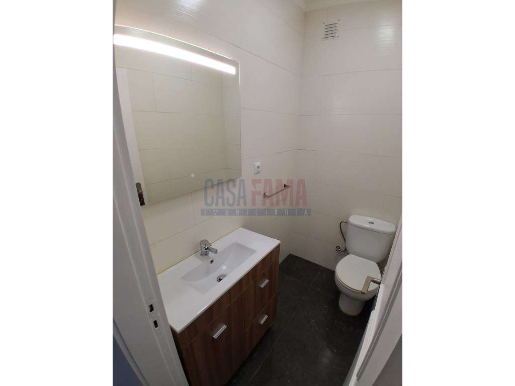 T3 Renovado com 3 Frentes, Varandas, Elevador e Garagem Fânzeres, G...-6