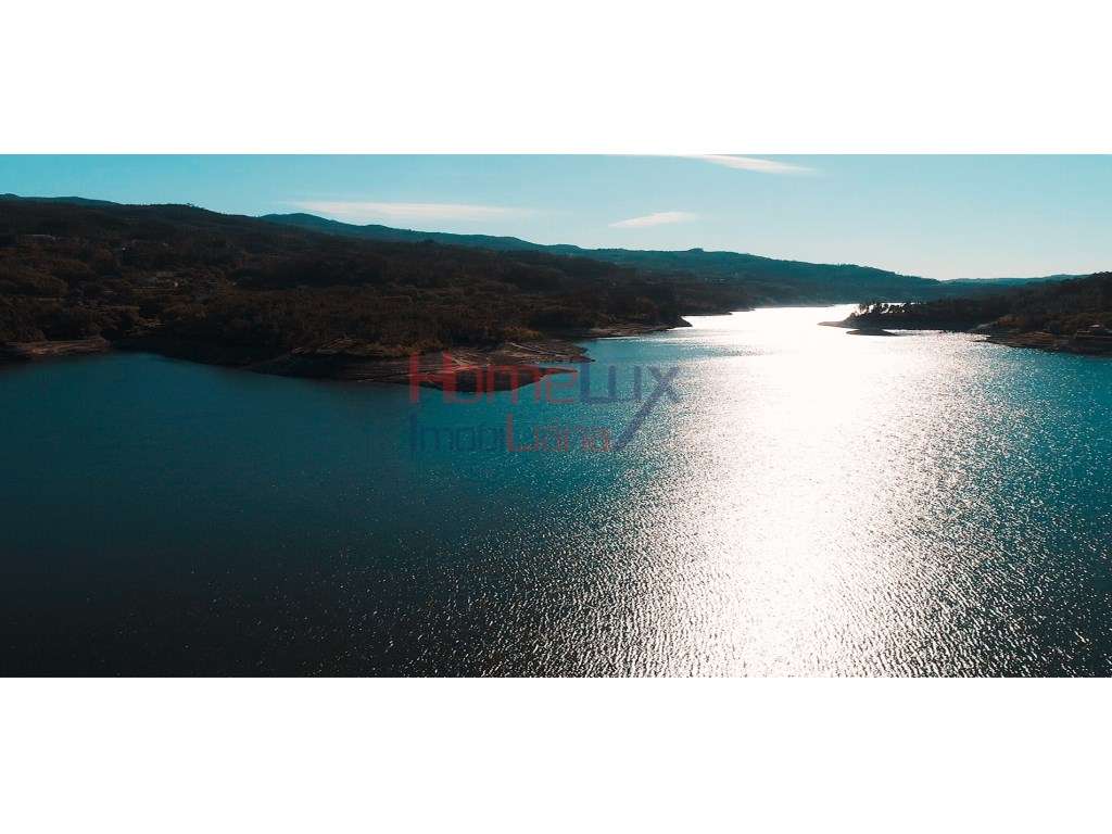 Terreno p/ 2 Moradias junto à Praia Fluvial Quinta do Barco - Grande imagem: 4/26