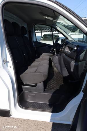 Renault Trafic - 10