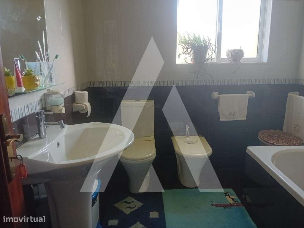 Moradia T4 em Oliveira do Bairro-30