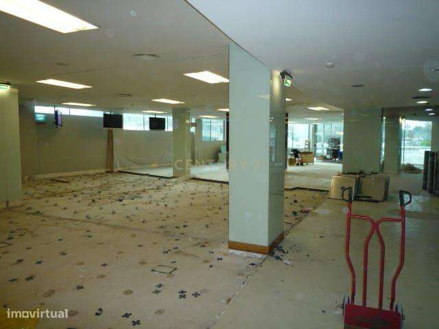 Estacionamento - 14 Pisos - Grande imagem: 2/11