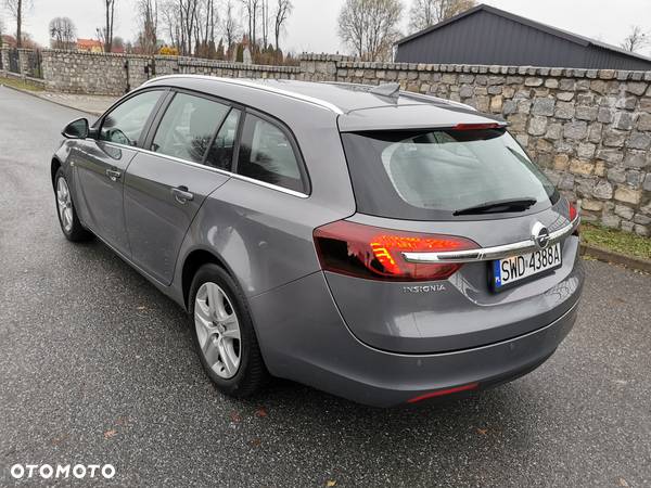 Opel Insignia 1.6 SIDI Turbo Sports Tourer Edition - 14