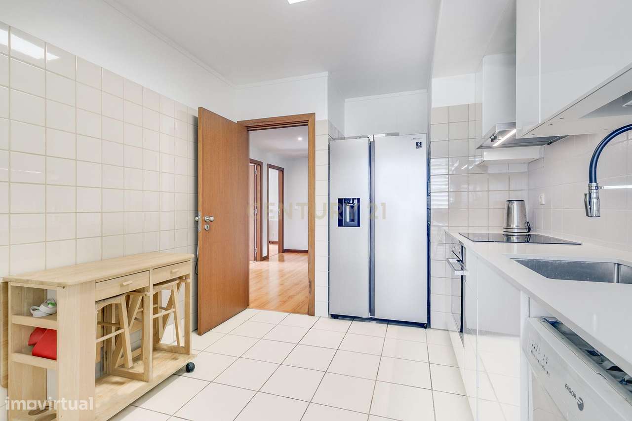 Fantástico T2 Alta de Lisboa-12