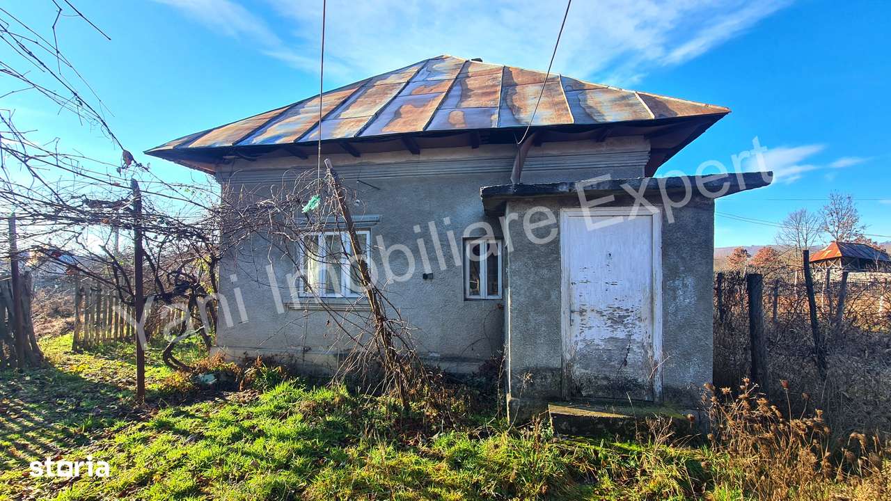 Casă de vânzare în comuna Merișani, sat Vâlcelele, județ Argeș.-13