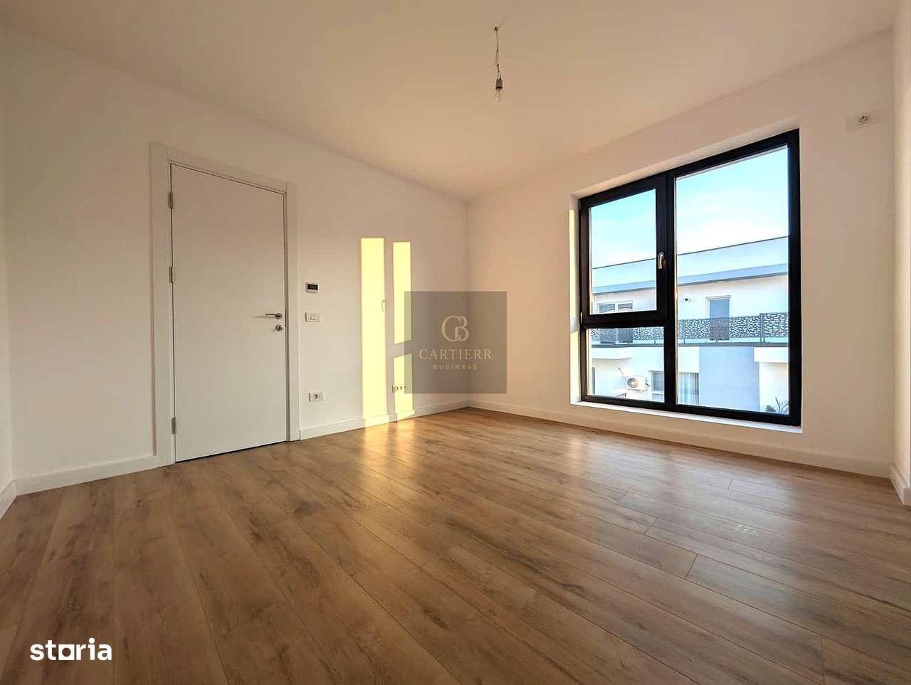 2 CAMERE  BLACK FRIDAY | OZANA |  LOC DE PARCARE | COMISION 0-10