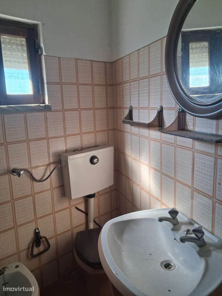 2 Moradias para Remodelação em Cernache-20