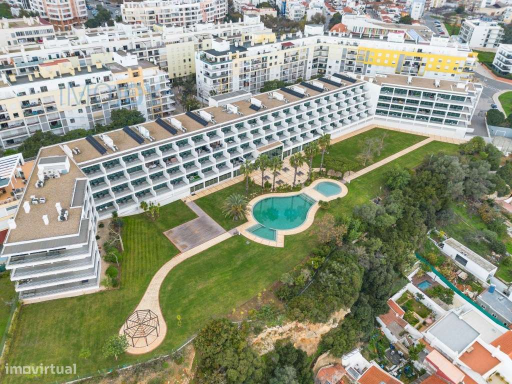 Apartamento T1 Totalmente Mobilado em Portimão-44