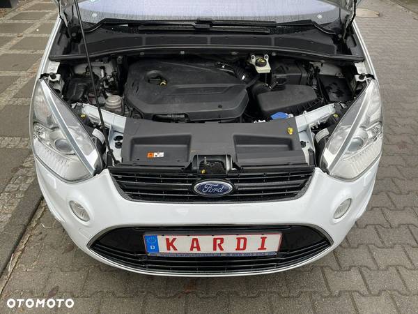 Ford S-Max - 39