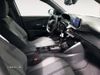 Peugeot 2008 1.2 PureTech Allure EAT8 - 14