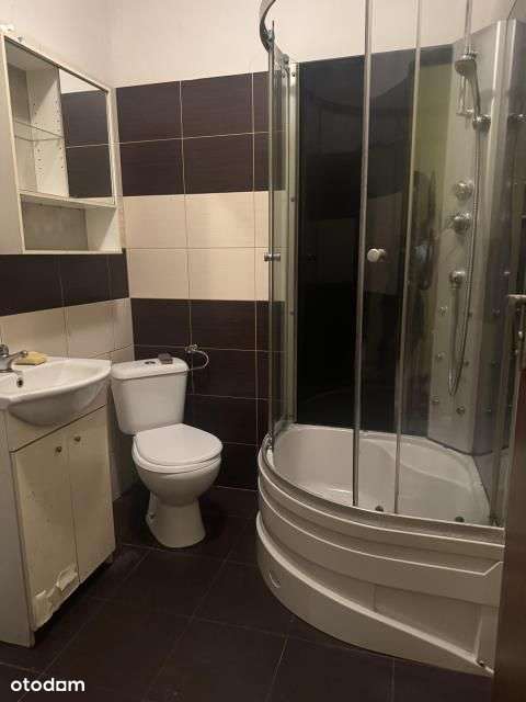 1 piętro, 42mkw, 2 pokoje, Górna-3