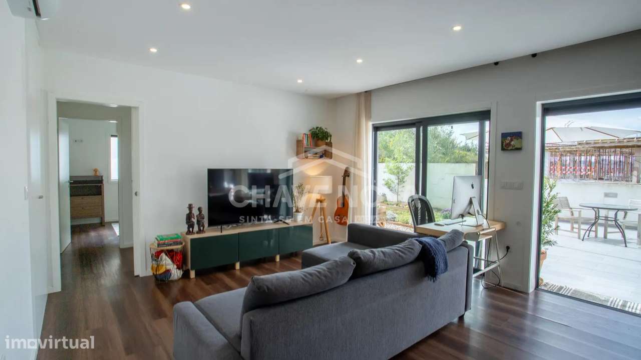 Apartamento T2 c/ Terraço e Jardim | SD/CO - Grande imagem: 4/10