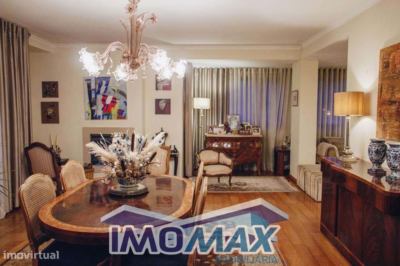 Apartamento T5 Triplex Ameal-21