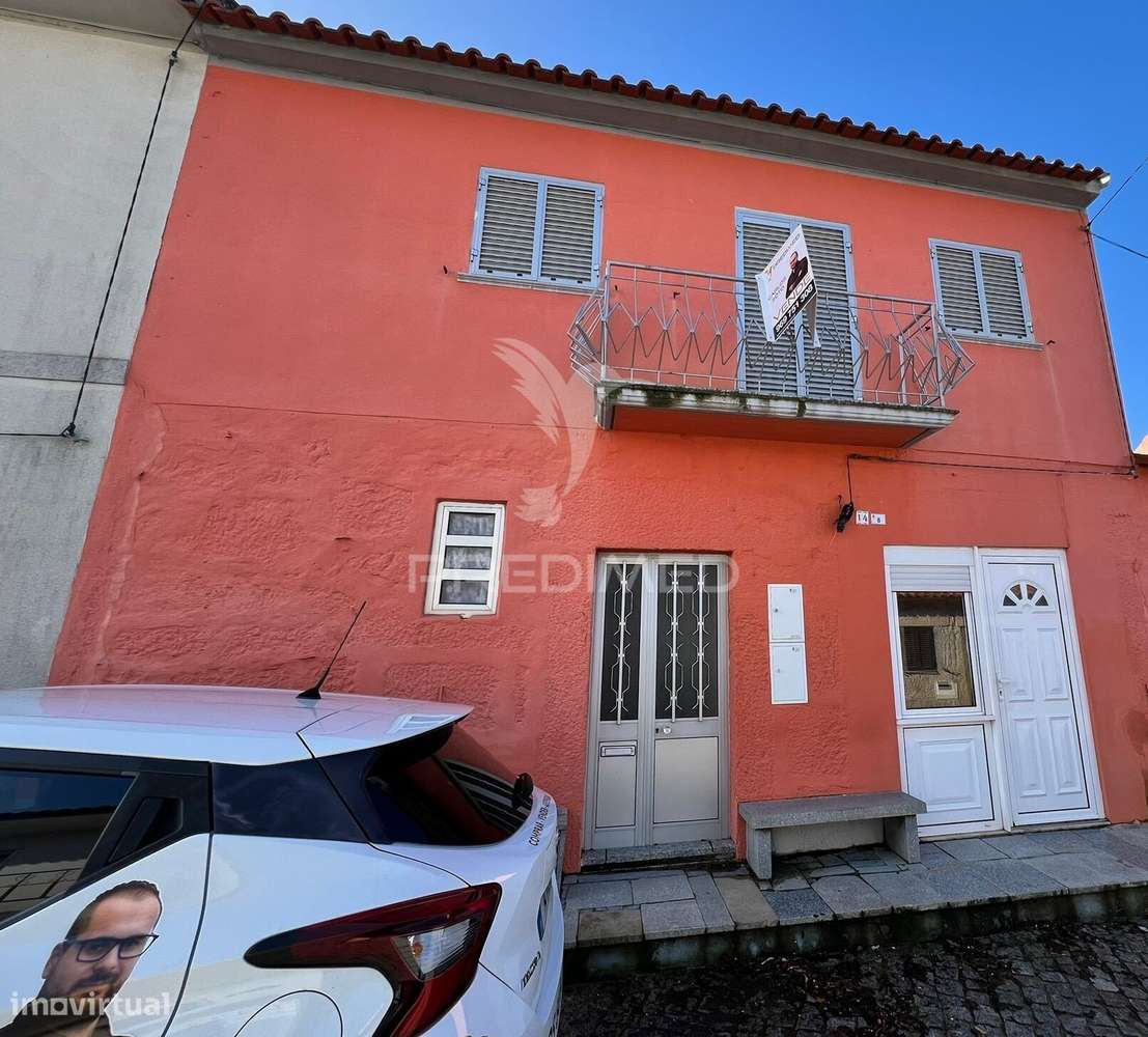 Moradia T4 em Chãs , V.N. Foz Coa - Grande imagem: 2/26