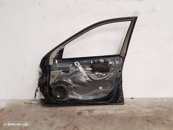 PORTA PORTAS FRENTE FRONTAL DIREITA MERCEDES BENZ CLASS C W203 A2037200205 2037200205 FECHO ELEVADOR MOTOR PUXADOR VIDRO RETROVISOR RETROVISORES - 4