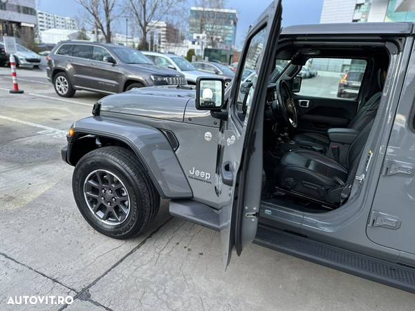 Jeep Gladiator 3.0L V6 Diesel AT8 4x4 264 CP Overland - 30