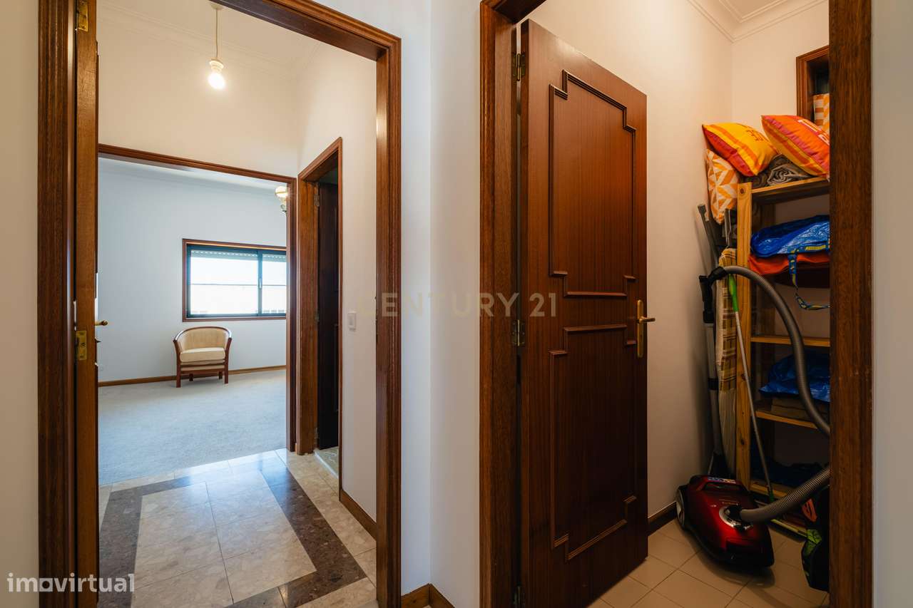 MORADIA T3 A 800M DA PRAIA DE SALGUEIROS | CANIDELO-22