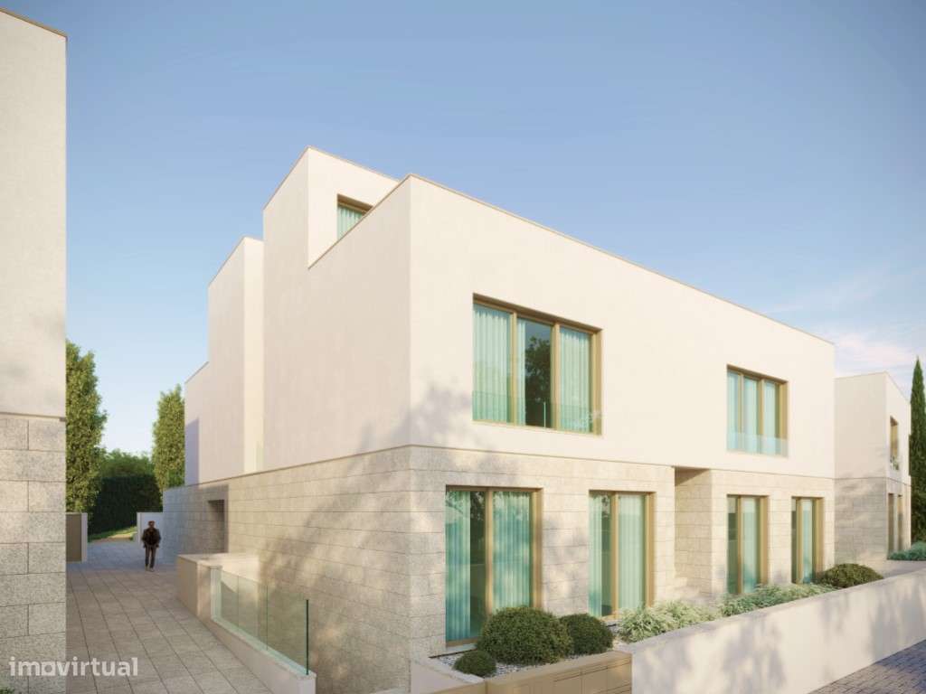 Moradia V3 Geminada com terraço e jardim, a 900 metros do mar-9