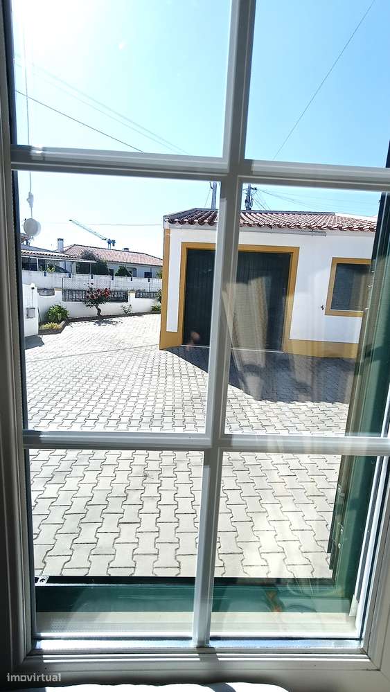 Moradia térrea isolada inserida em lote 2250 m2-20