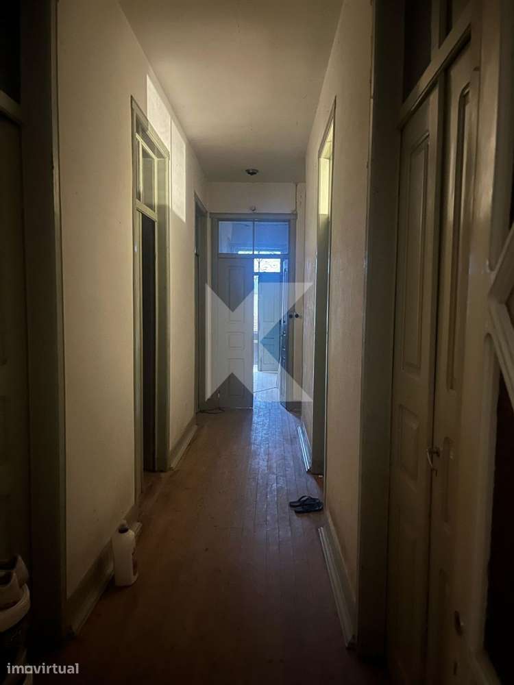 Moradia T7 em Coimbra para restaurar-13