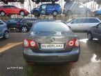 Dezmembrez Vw Volkswagen Jetta 2.0 TDI BKD - 2