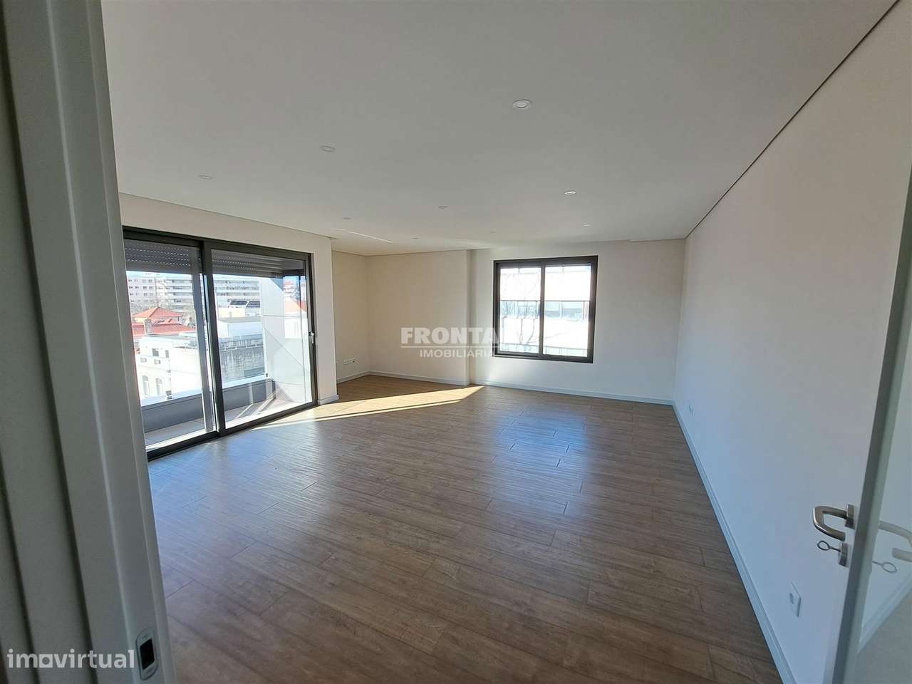 Apartamento T4 - Arquitetura Contemporânea | Boavista, Porto - Grande imagem: 4/15