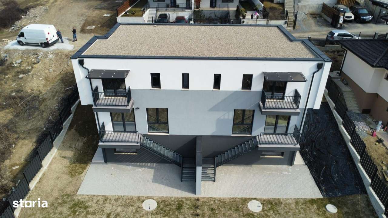 Casa cuplata (duplex) cu vedere panoramica in Dezmir-2