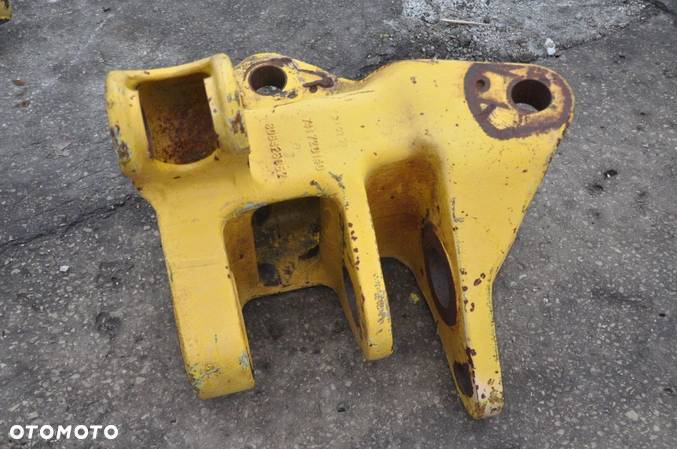 KONIK RAMA KOMATSU PW 75R NR 741720140 / 306426052 - 3