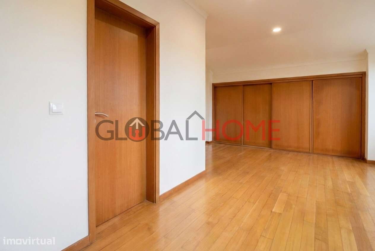 Duplex T2+1 com vista mar em Canidelo-28