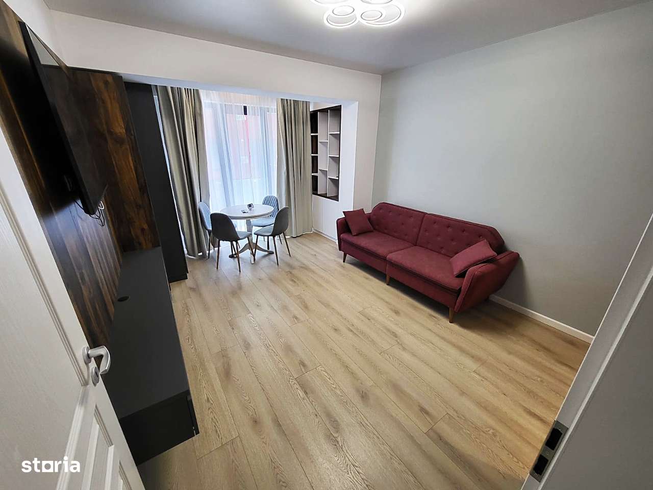 2 cam Central Park pret 550 euro - Imagine principală: 5/6