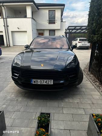 Porsche Macan Standard - 2