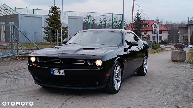 Dodge Challenger 5.7 R/T - 2