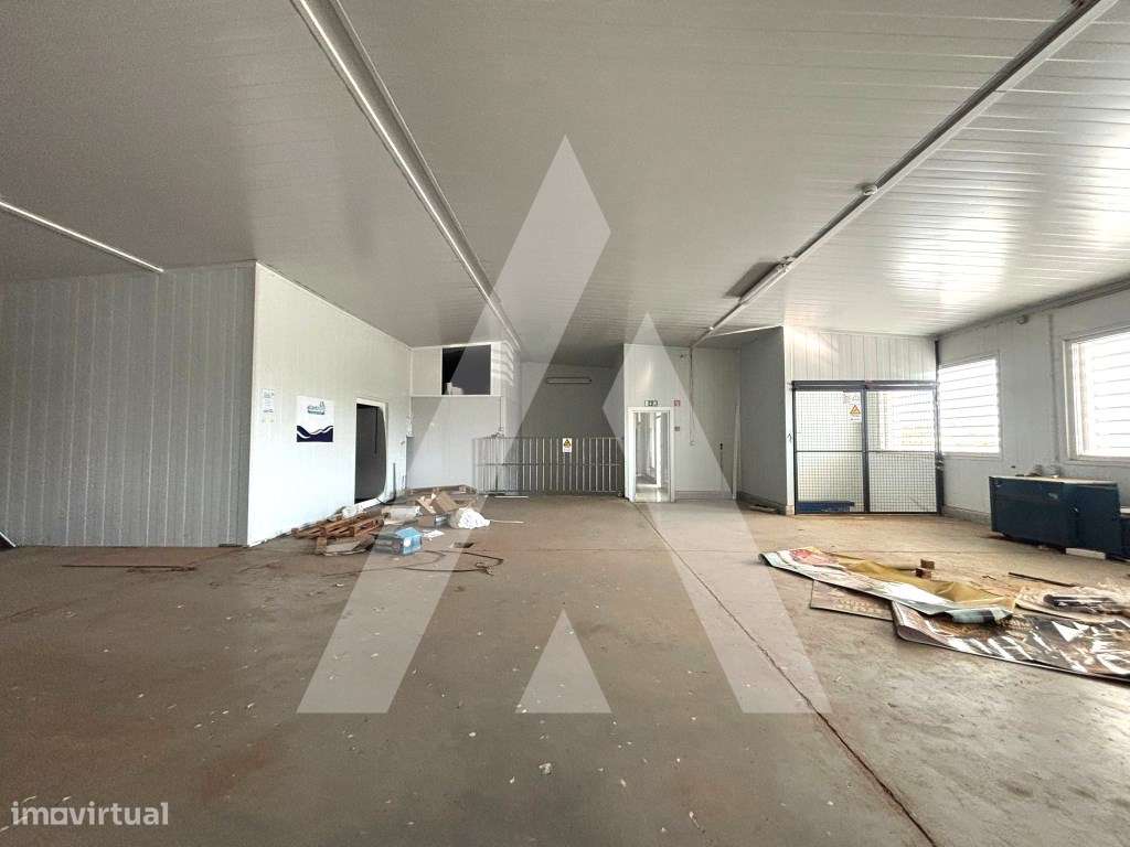 Armazém para venda em Águeda-11