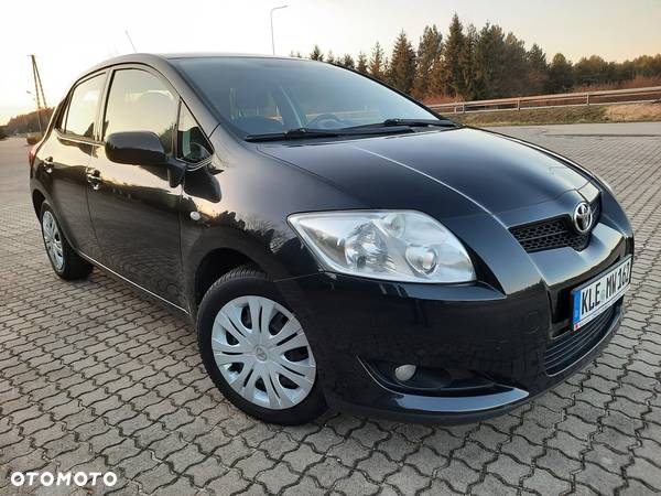 Toyota Auris 1.6 VVT-i Premium - 2