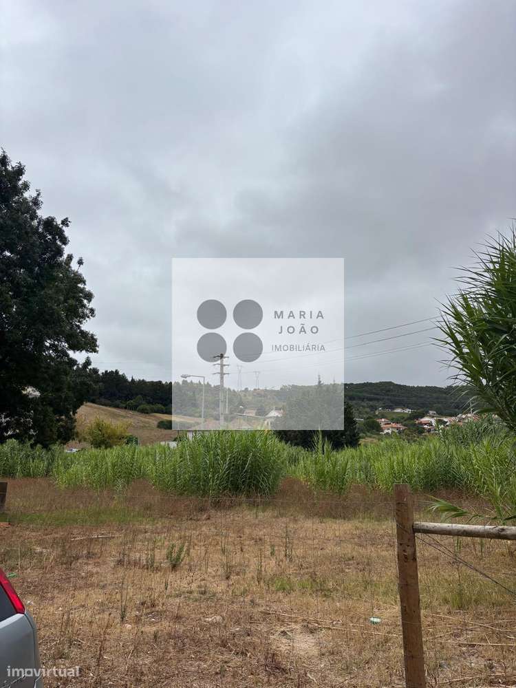 Excelente Garagem, 21m2, Rua sem saida, Oportunidade-3